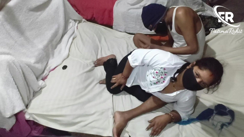Fatimaxyz: Desi Girl Friend Masti on the Bed