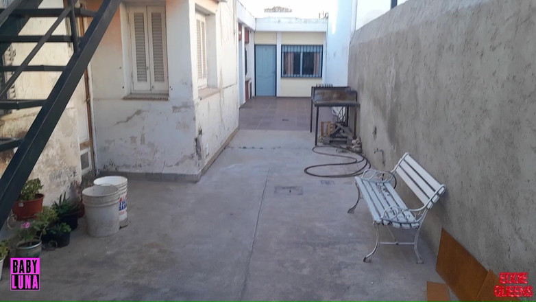 Babyluna939: 我跟踪他回家只是为了嗅闻和崇拜他的鸡巴eddie Queens 第1部分