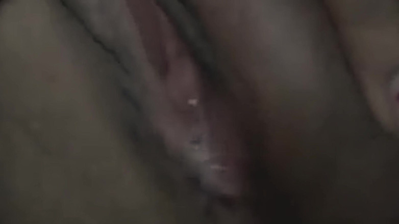 DesiBurChudai: Dahaga memek desi bhabhi India dimuncrati oleh iparnya