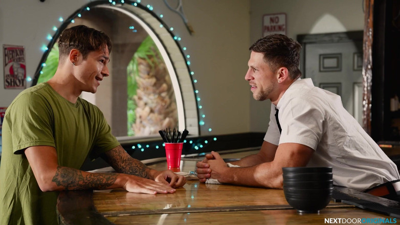 Next Door Studios: Waktu penutupan nextdoororiginals