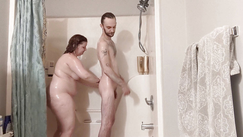 Sin Spice by Sophia Sinclair and Jasper Spice: Savonnerie sous la douche avec Sinspice