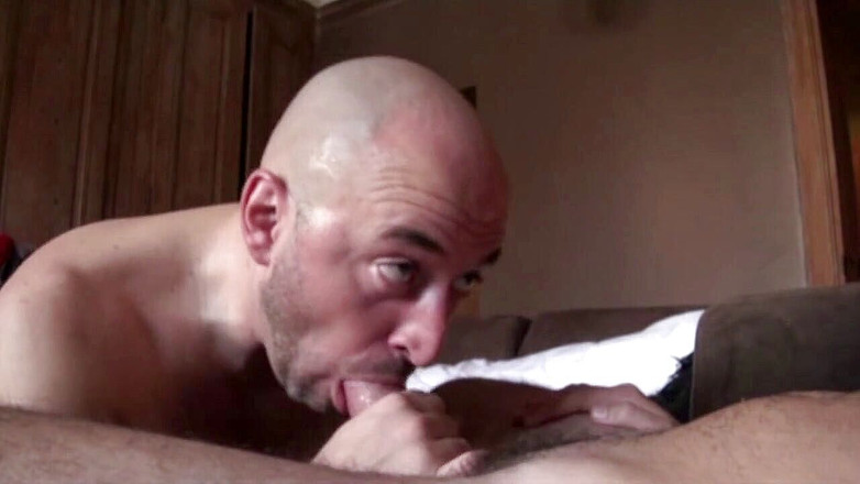 Gaybareback: Натурал, кто любит сосать хуй