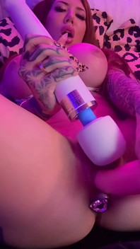 Pussy Close up Masturbation with Butt Plug