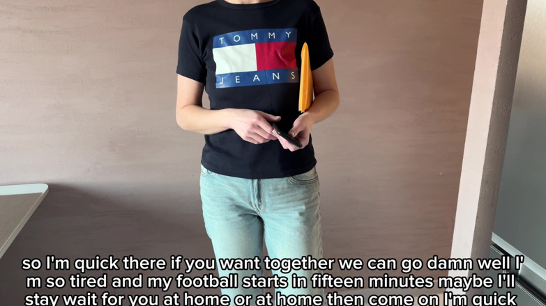 CumInMyMouthBaby: นอกใจเมียของจริงกับเพื่อนบ้านขณะที่เมียออกมา