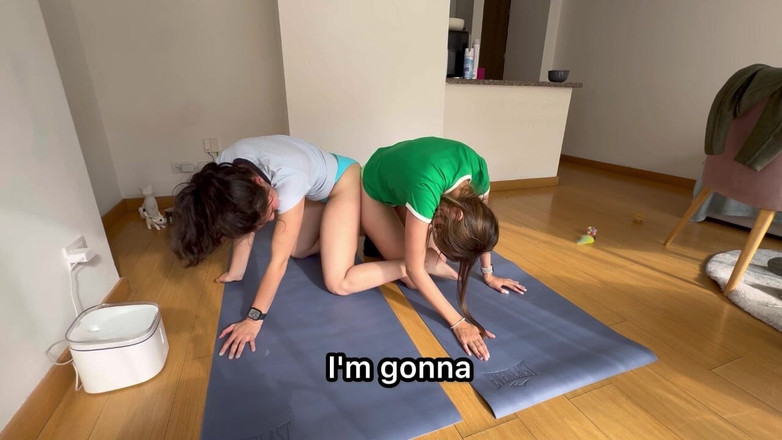 scarlettandc: Ženský zápas