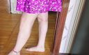 Kitty_Cross: Big Cumshot Cute Ladyboy Legs Hot Green Dress Sexy Pretty...