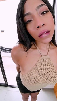 Neuvěřitelná Latinoameričanka s dokonalým tělem POV sex