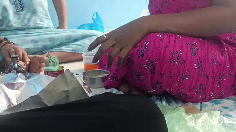 Reshma hot: Having Lunch Together