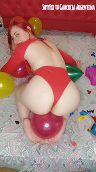 Your Sexy Argentinian Hot Looner Girl Strickes Again!