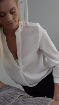 Addie Andrews Fit Blonde Pomalé smyslné kouření Práce Edging