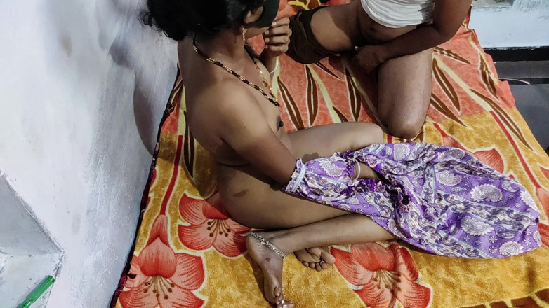 YourAnitha: Soție indiană acasă