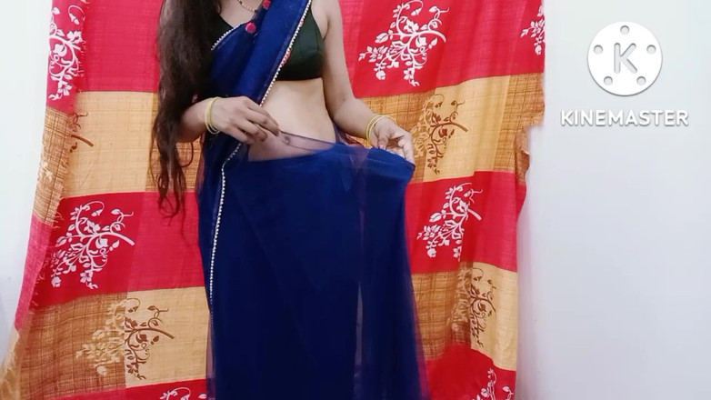 Ankurpriya000: Video panas awak: Priya melancap di pawagam dalam saree.