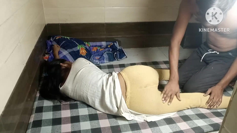 Shivanibaby: Primeira vez de sexo anal com namorado à noite