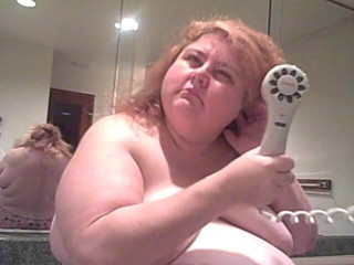 BBW nurse Vicki adventures with friends: Milf gordinha ruiva chupa cabelo seco nu