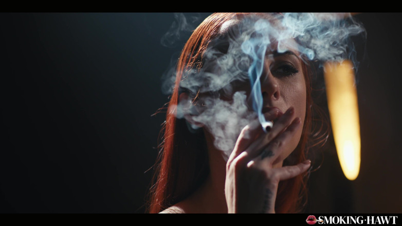 Smoking Hawt: Audrey Reid