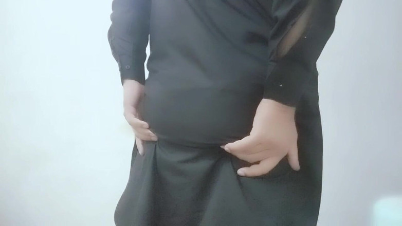 khanpathan2: Desi Pakistani Pathan Thirsty Big Ass Show Naked