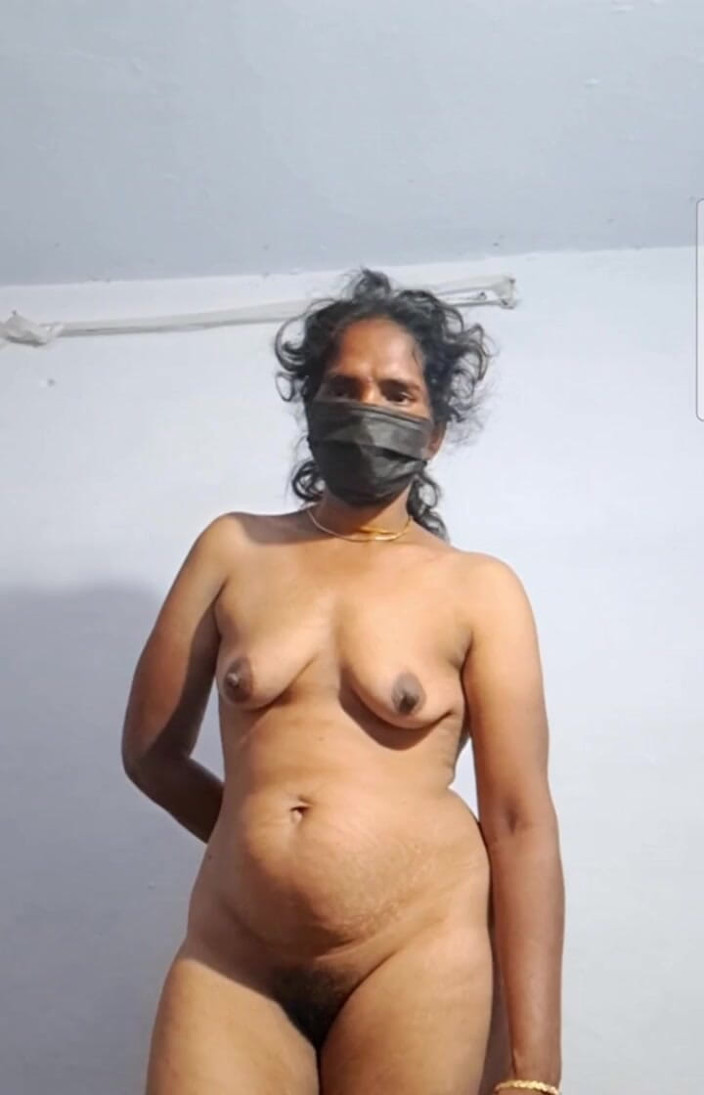 Jayaselvi: Videollamada de la tía tamil desnuda - parte -3 (con audio)