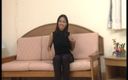 YOUR FIRST PORN: Gemusemasturbation mit attraktivem teen - 与迷人的青少年蔬菜手淫