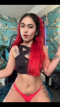 Lemme Suck, Bb