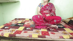 Pyaripooja22: Soused přijde do domu krásné bhabhi v červeném sárí a tvrdě...
