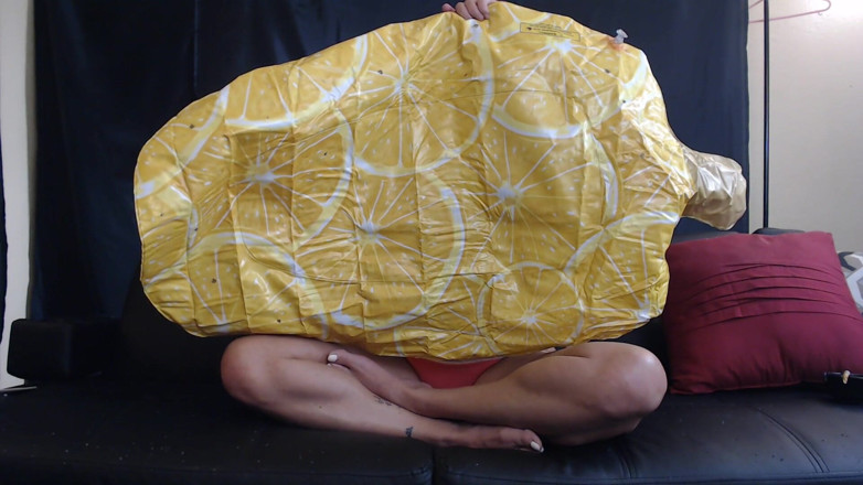 Abby Anna: Mamando la balsa