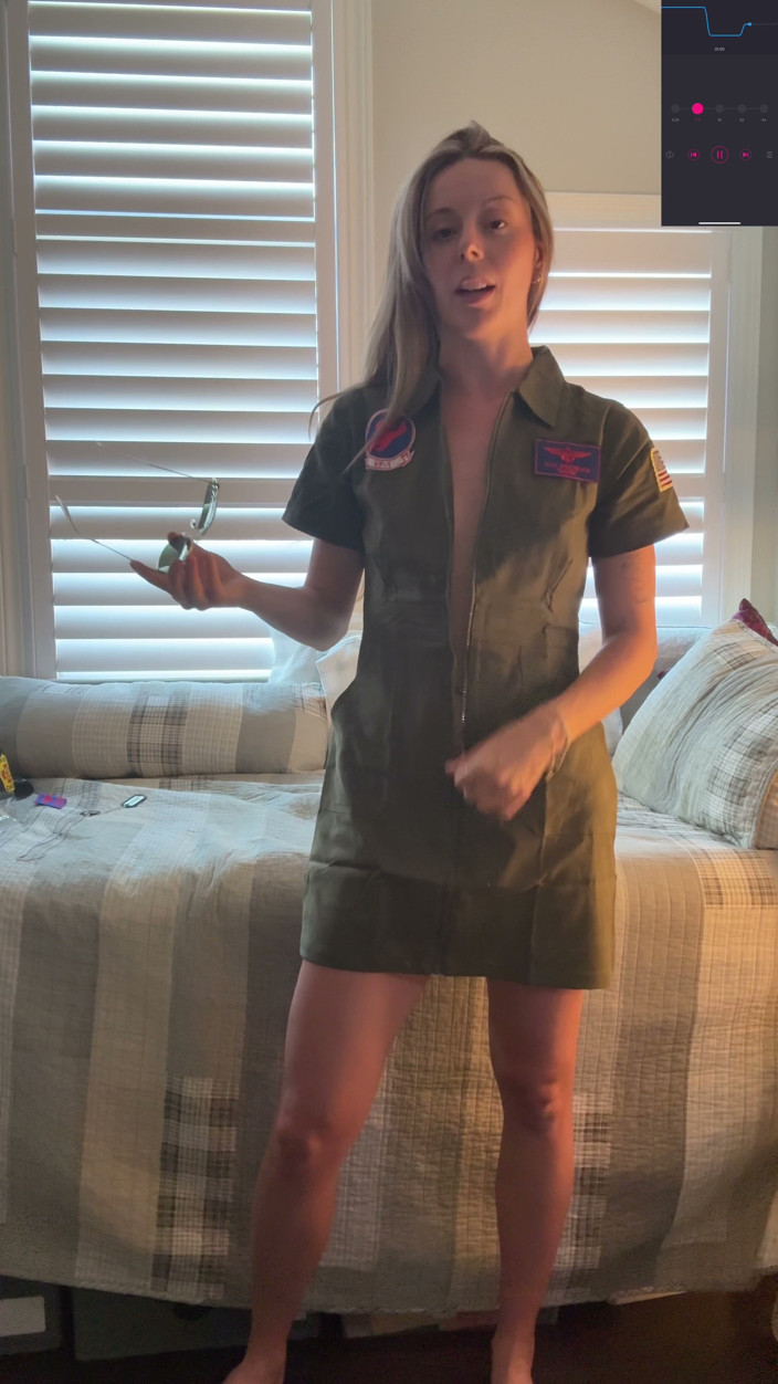 Nadia Foxx: Halloween Costume Try on
