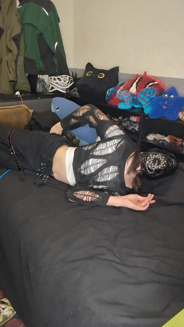 AJ_the_catgirl: Încercând muia lui Harnes Hogtie