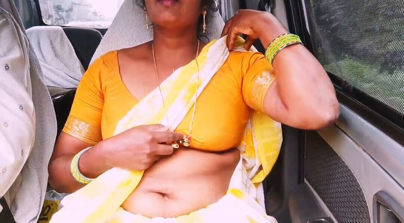 Telugu honey lips: Pembantu india sambil ngomong jorok di dalam mobil