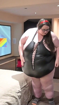 SSBBW Goddess Tight Leather Suit Walking