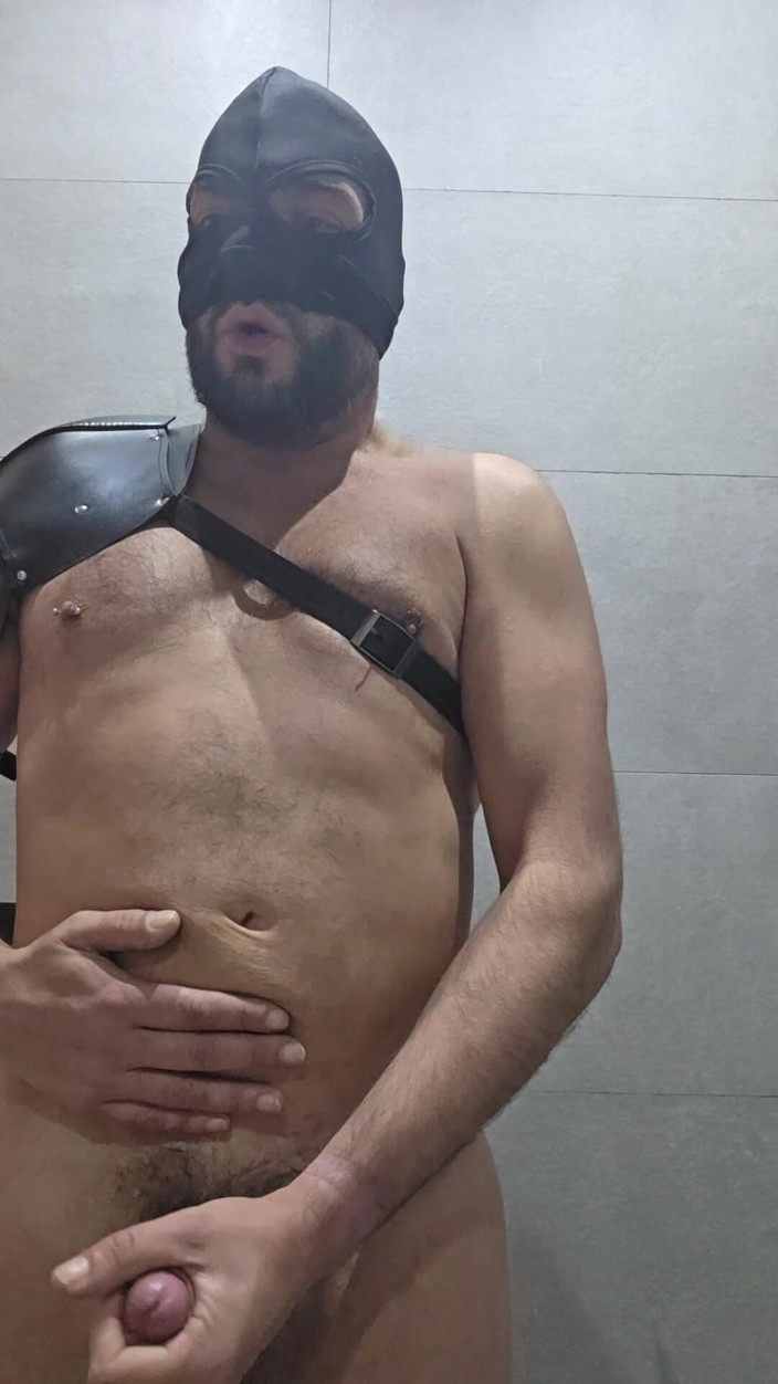 Jorge Shadow: Maskeli. All Exposed