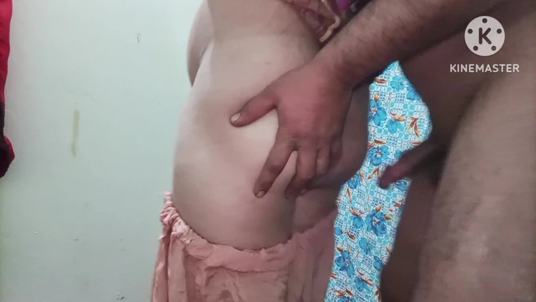 Lubnawife: Pakistani Tailor Milk From His Busty Lady Customer Before Fucking...
