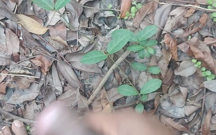 IndianHunter22: Indischer desi-junge voller hardcore-fick im dschungel