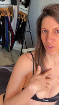 Robię sobie orgazm na tyłek wielkim dildo – w 100% analnie