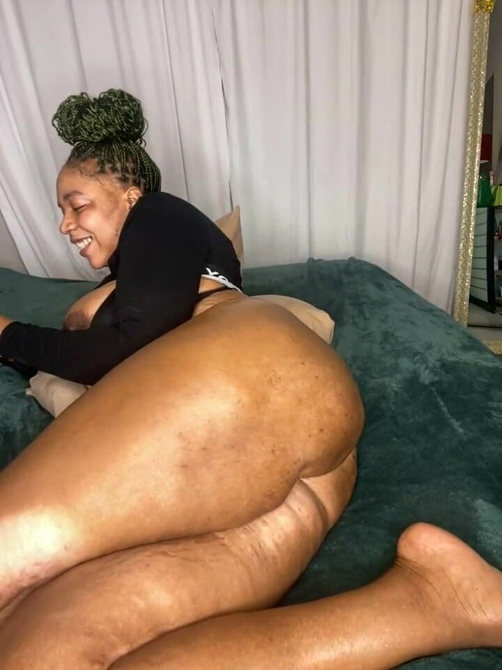 Big black clapping booties: Jack fora para Extremamente Grande, Episódio 1004