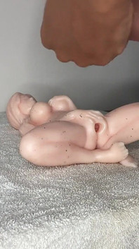 Orgasmo caldo con la bambola del sesso