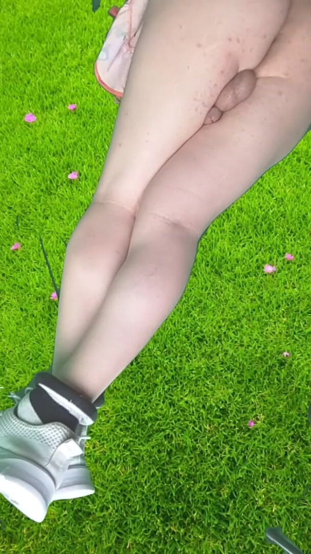 Kitty_Cross: สาวผมบลอนด์ตูดใหญ่แสนหวาน, ต้นขาเรียบ, อมยิ้ม, น้องสาว