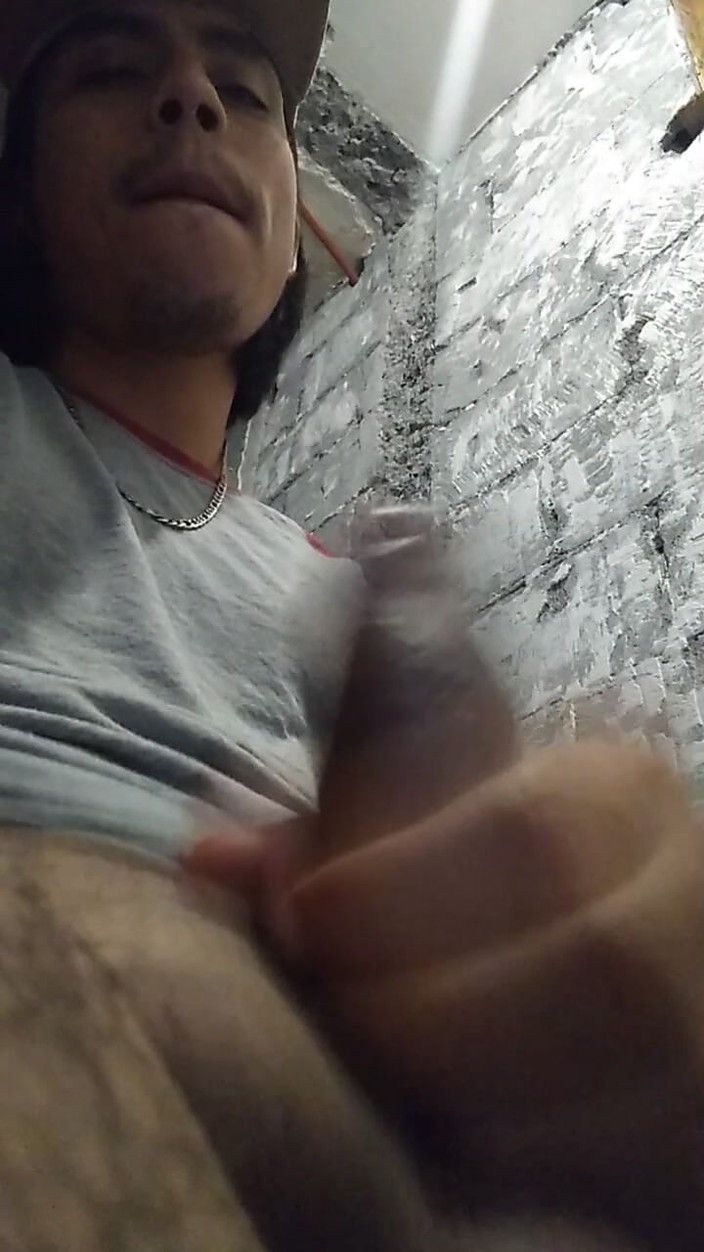 AlexAlejandro13: Потягування його вгору і вниз