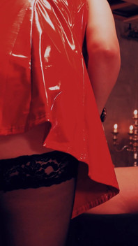 Cum mi-am ademenit vecina la subsol pentru anal cu vibrator legat adânc W Jucărie uriașă și pișat!