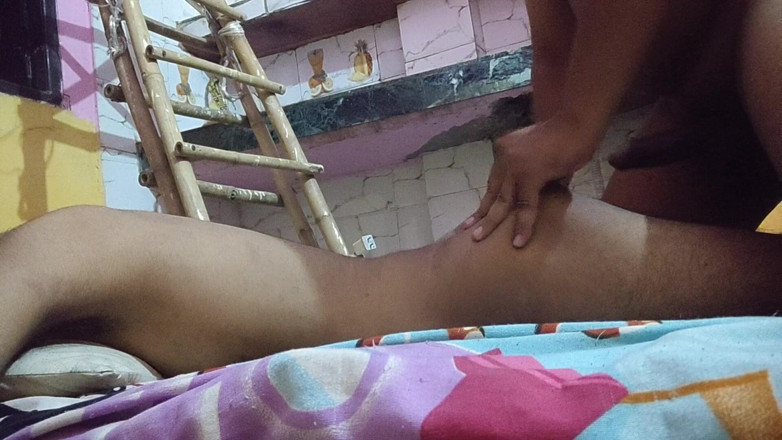 Twinkseeker: Kembar berusia 18 tahun dikongkek pakciknya