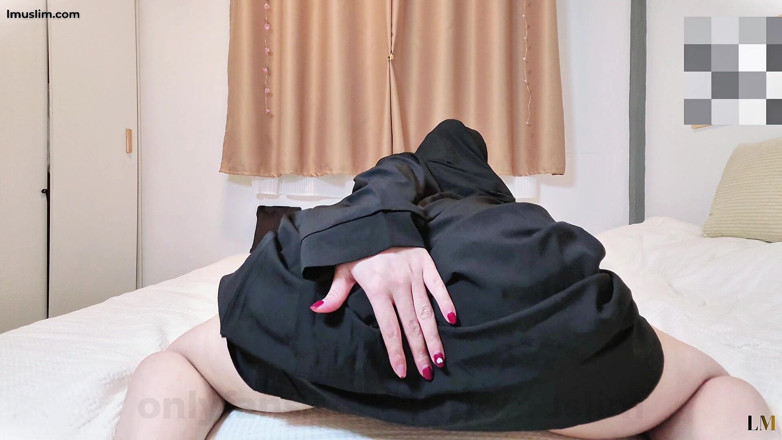LittleMuslim: Uma Safada Malaia Hijabi Fazendo Pornô Mostrando Sua Bunda Em...