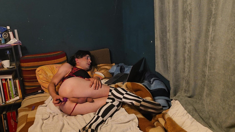 Anna Sissy: Scopo il mio buco fino all'orgasmo