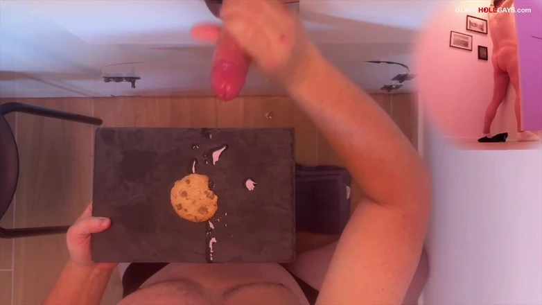 GLORYHOLEGAYS: Gloryhole Daddy Cums on a Cookie - and I Swallow More...