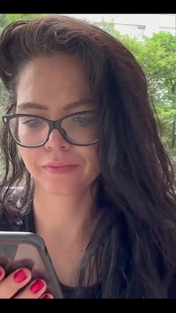あなたのメッセージのために私のOnlyfansで答える中の喫煙