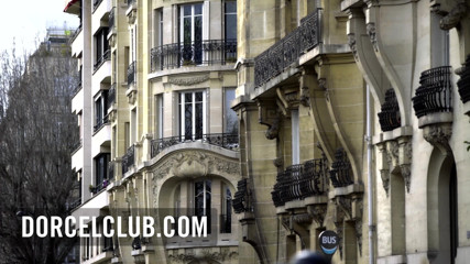 Dorcel Club: アンナポリーナとイザベラとレズビアンゲーム