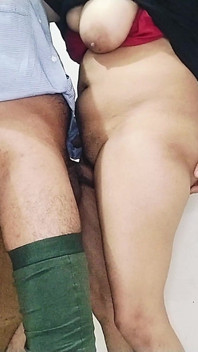 남친과 섹스하는 인도 여대녀