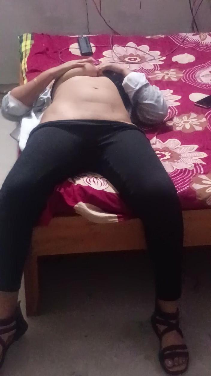 Raselxxx: Бангла х відеозапис назви