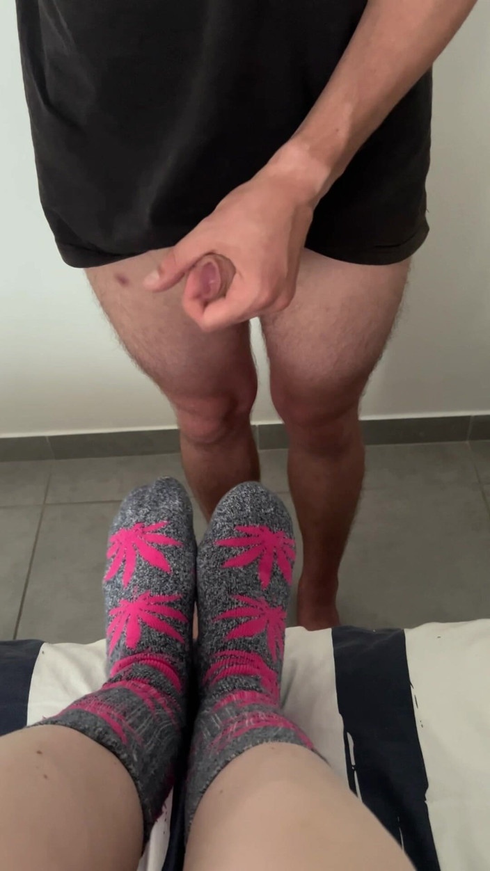 Frenchsockjob: Kaus kakiku baru abang tiriku!!