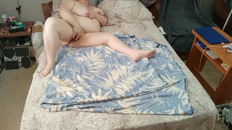 Zona901: Viděl jsem sousedku masturbovat a pomohl jsem jí stříkat tím, že...