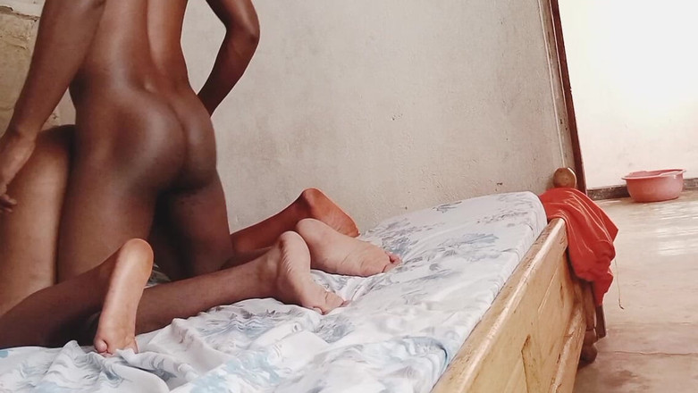 Me and my new slut: Super zezadu s mojí děvkou znovu, nikdy nezklameme