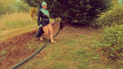Kylie Britain Adventures: Un tocco di pelle